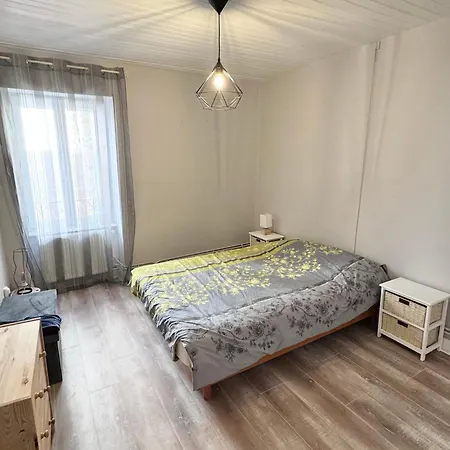 Charmante Maison De Bourg, Dans Les Hauteurs Auvergnate ! Nonette