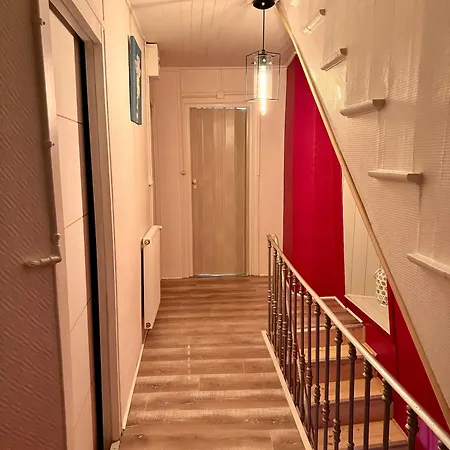 Charmante Maison De Bourg, Dans Les Hauteurs Auvergnate ! Nonette